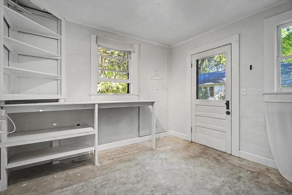 Image 42 of 46 For 421 Boulevard