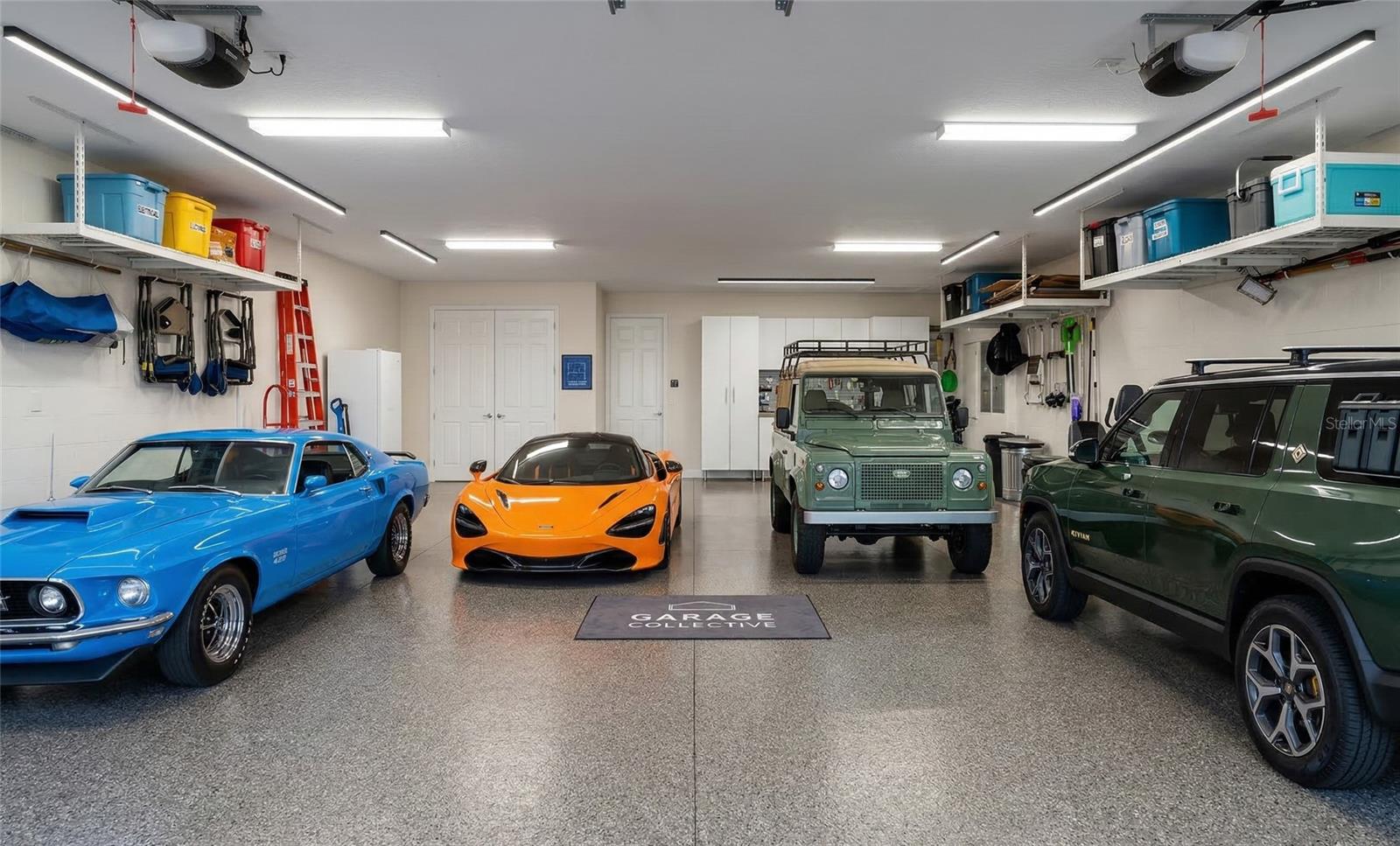 Listing photo id 0 for 5845 Storms Avenue