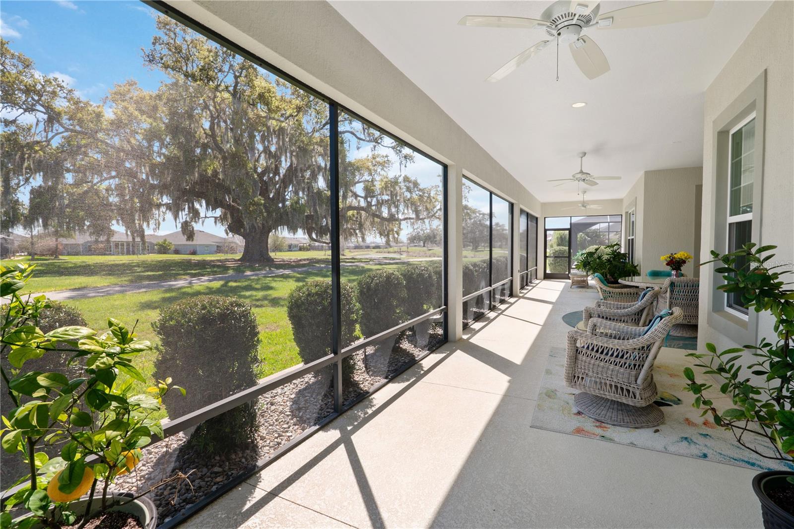 Listing photo id 48 for 5845 Storms Avenue