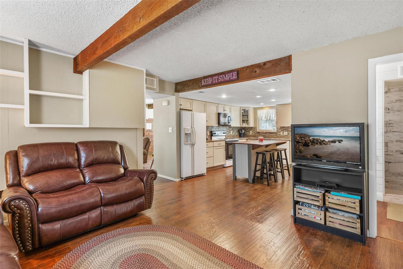 Image 19 of 61 For 2917 Lake Griffin Road