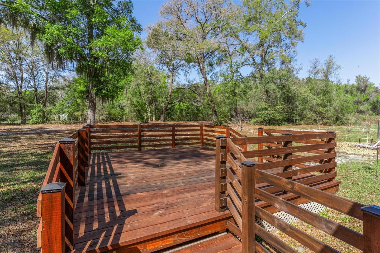 Image 42 of 61 For 2917 Lake Griffin Road