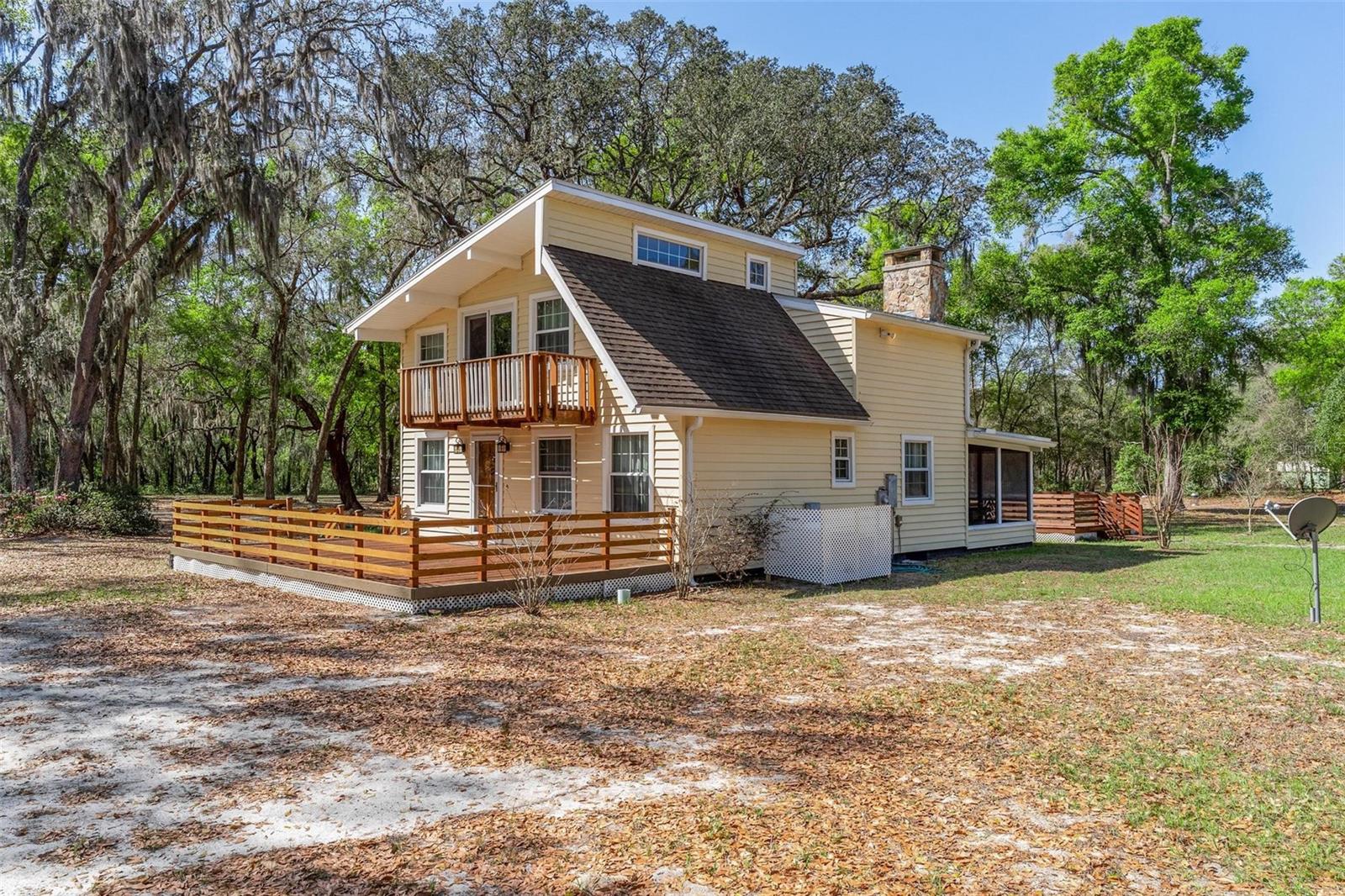 Image 44 of 61 For 2917 Lake Griffin Road