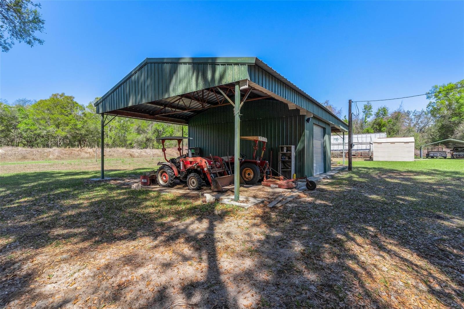 Image 47 of 61 For 2917 Lake Griffin Road