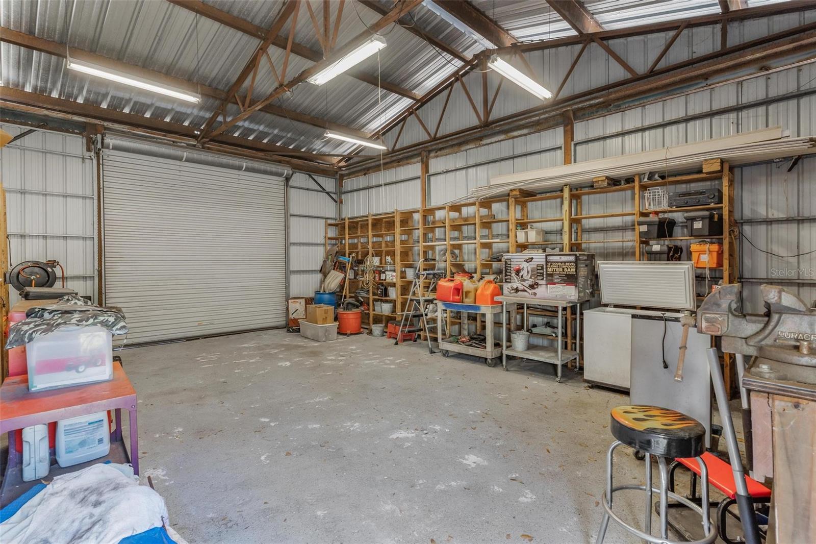 Image 48 of 61 For 2917 Lake Griffin Road