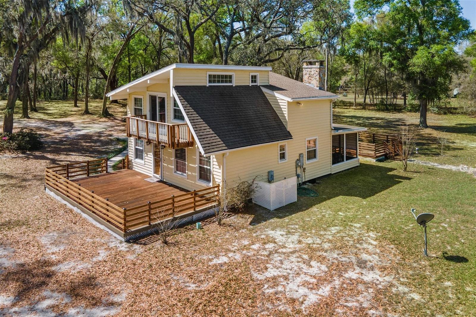 Image 5 of 61 For 2917 Lake Griffin Road