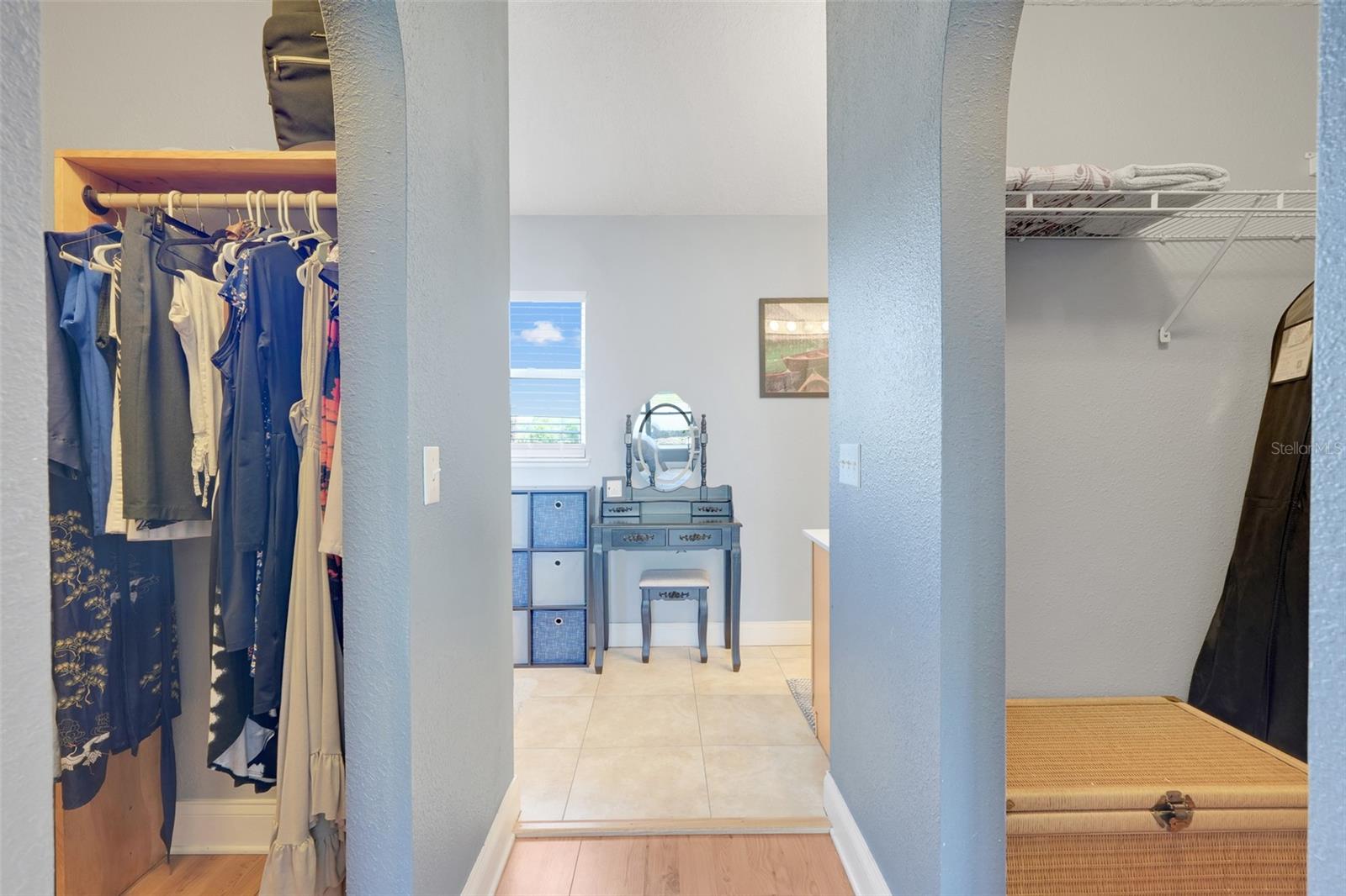 Image 26 of 41 For 925 Roanoke Drive