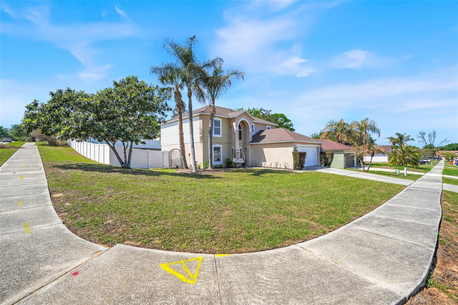 Image 3 of 41 For 925 Roanoke Drive