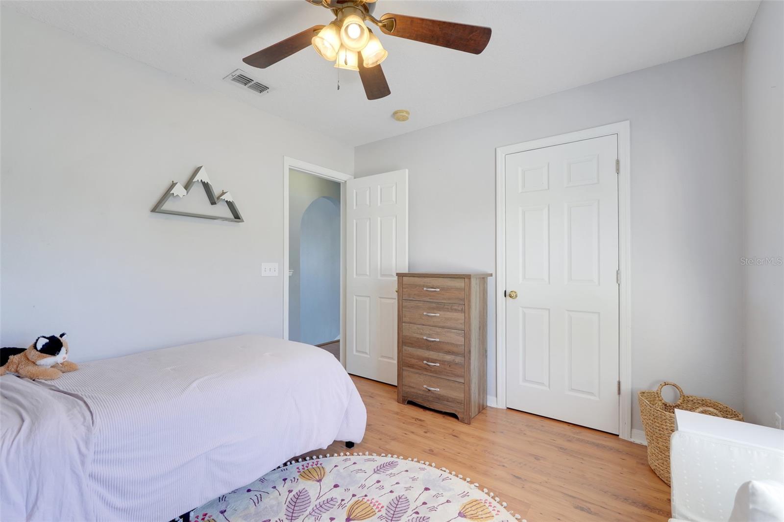 Image 30 of 41 For 925 Roanoke Drive