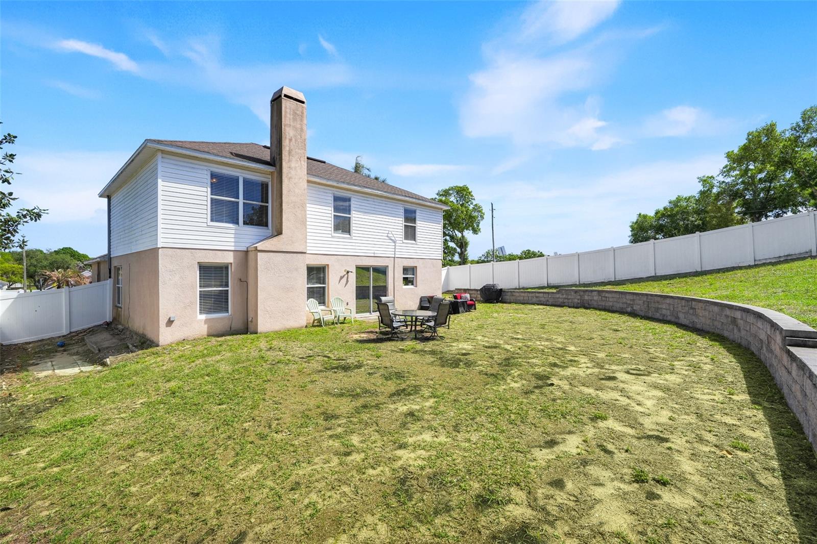 Image 38 of 41 For 925 Roanoke Drive