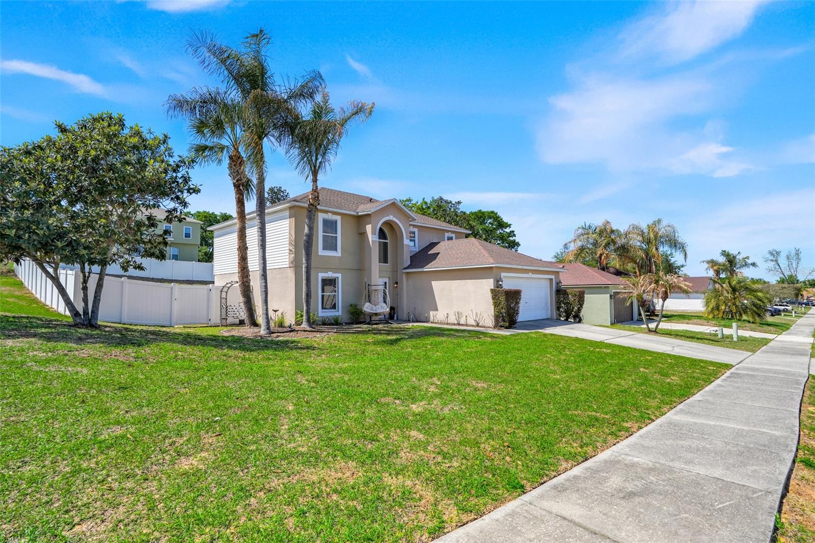 Image 4 of 41 For 925 Roanoke Drive