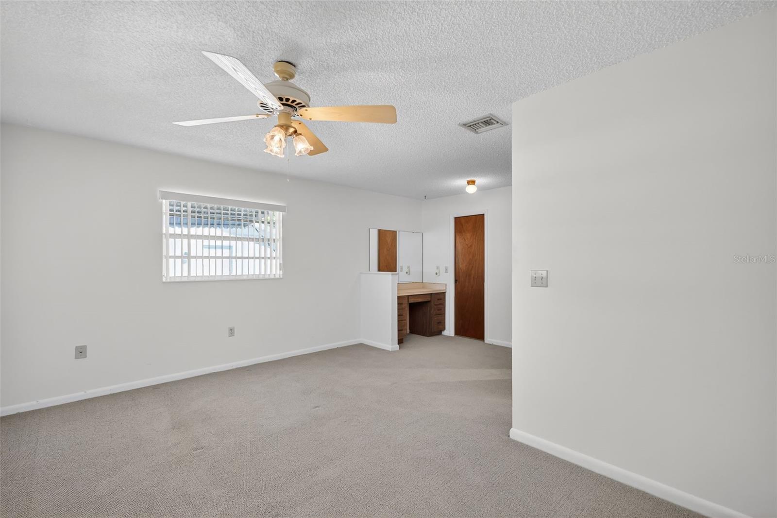 Image 17 of 23 For 623 Third Avenue