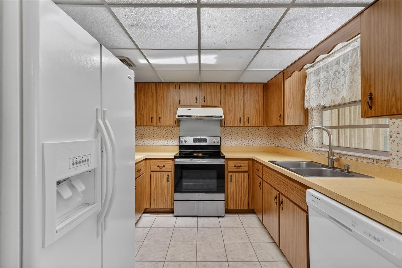 Image 9 of 23 For 623 Third Avenue