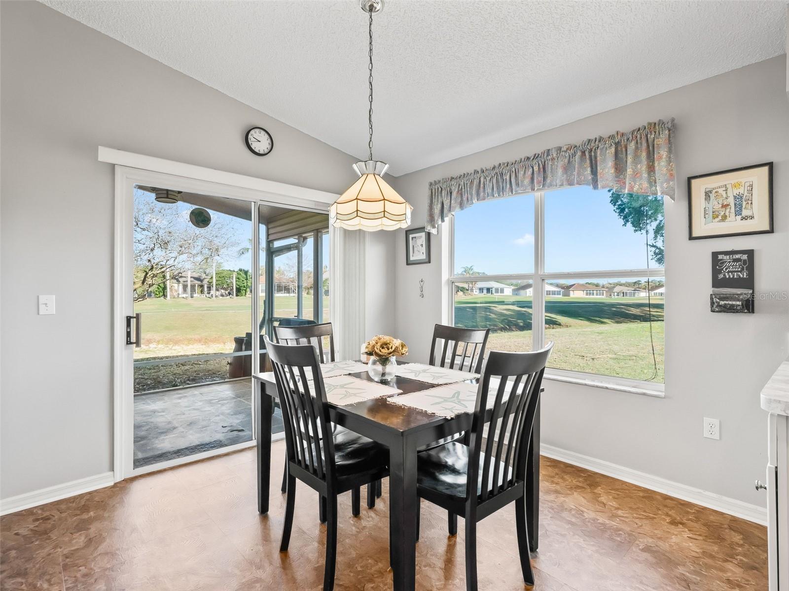 Image 11 of 36 For 32833 Timberwood Drive