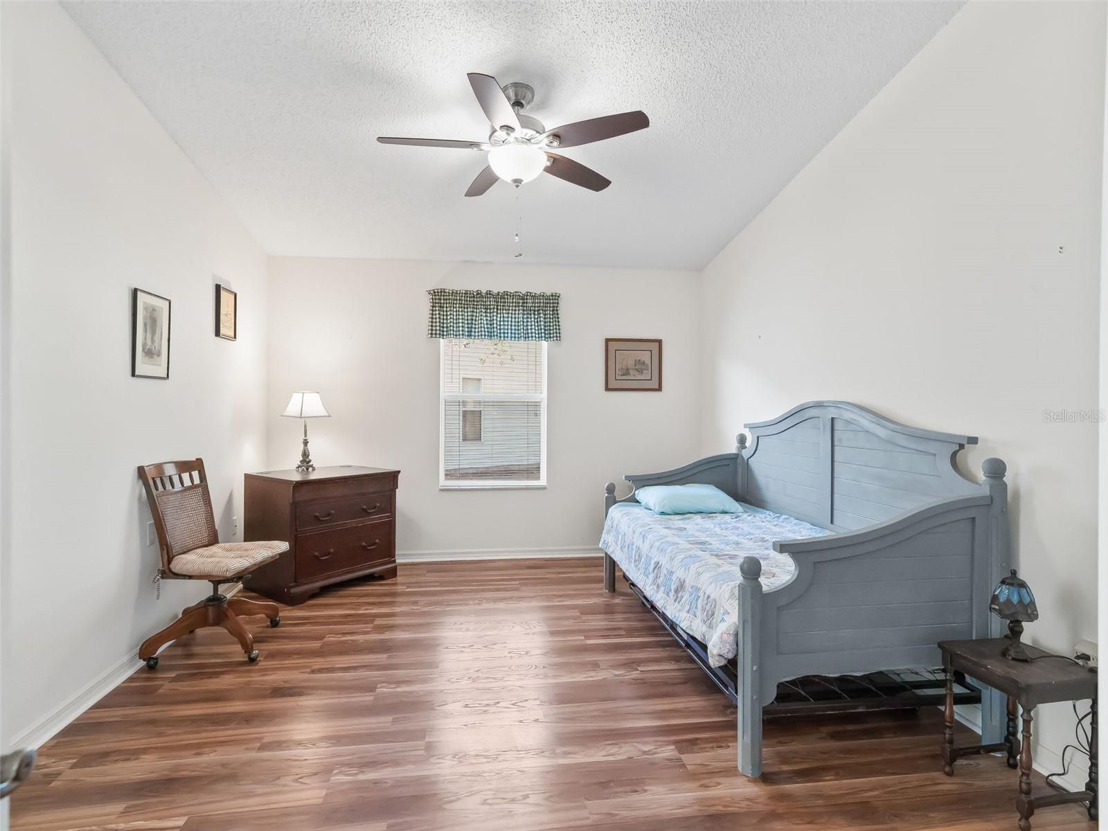 Image 20 of 36 For 32833 Timberwood Drive