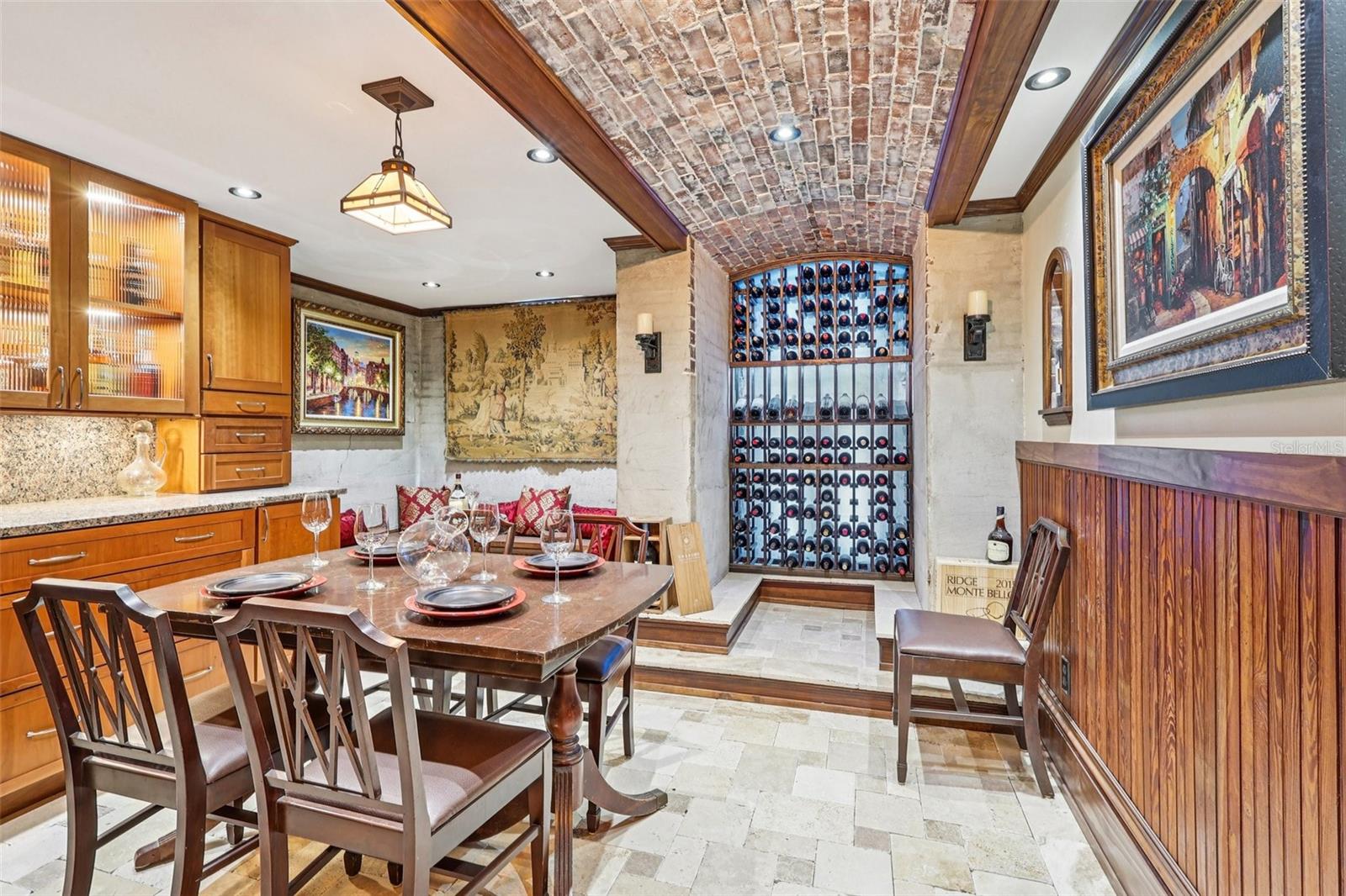 Image 35 of 69 For 422 Center Street