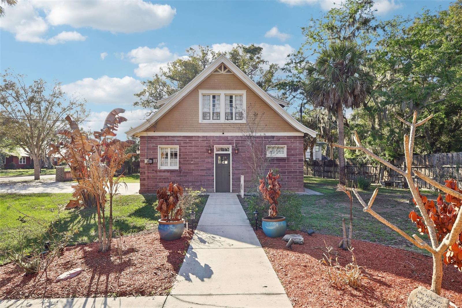 Image 43 of 69 For 422 Center Street