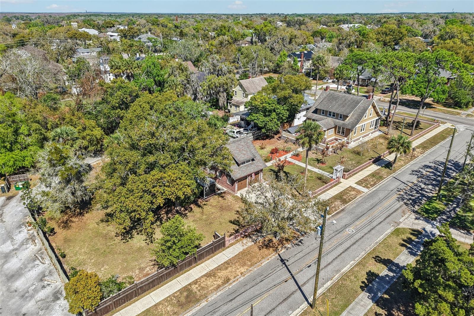 Image 53 of 69 For 422 Center Street