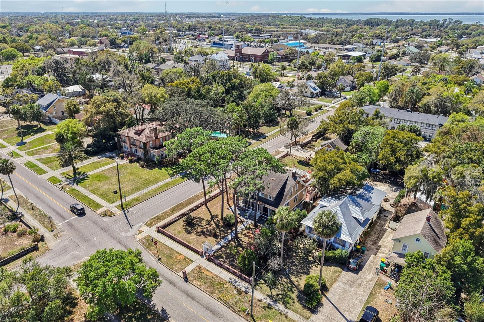 Image 55 of 69 For 422 Center Street