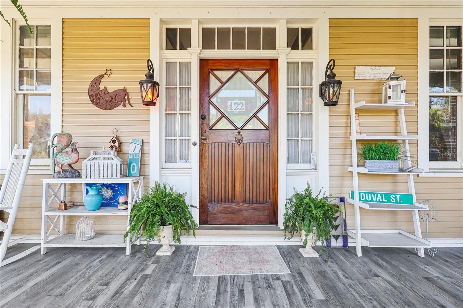 Image 6 of 69 For 422 Center Street