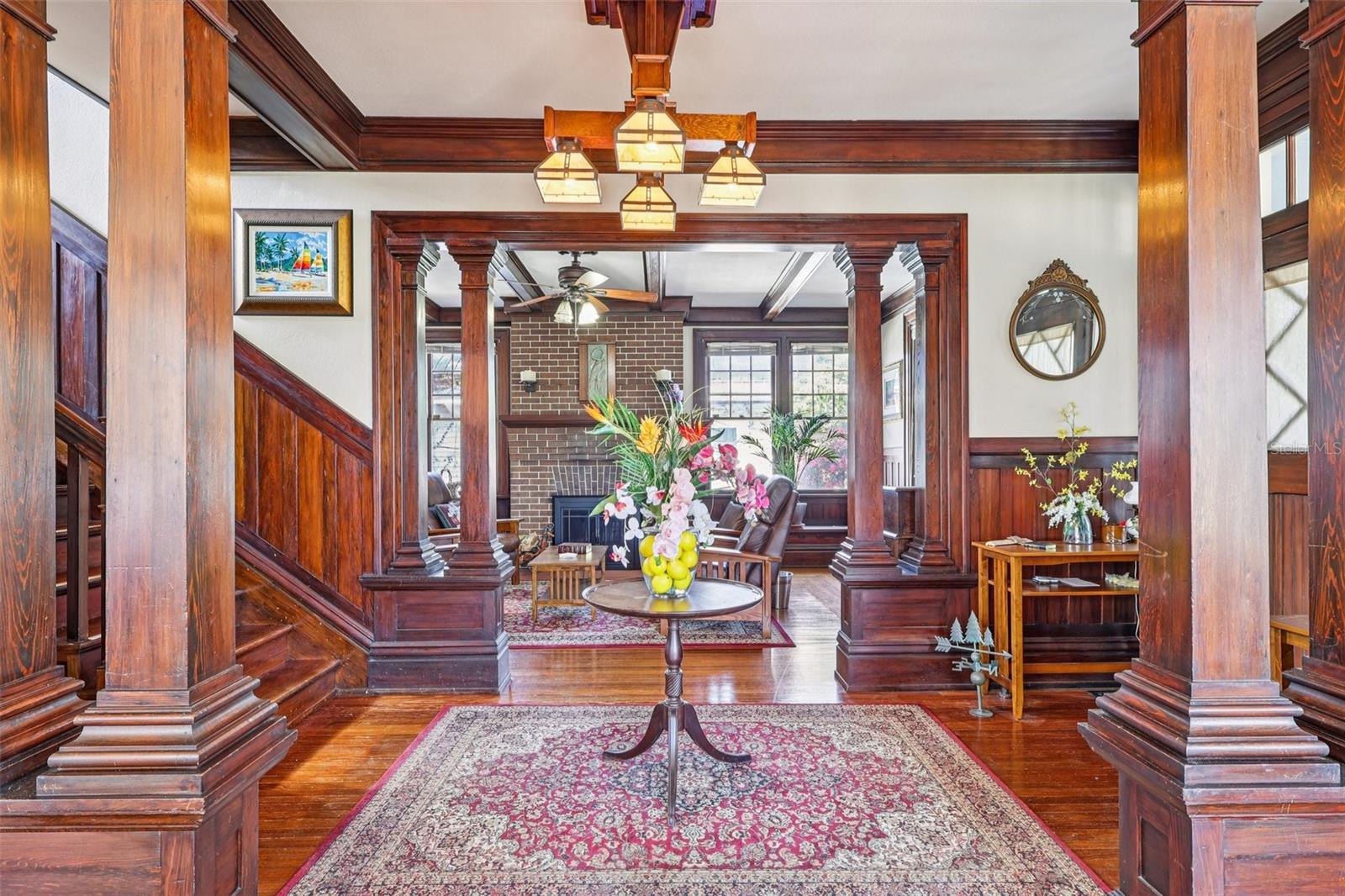 Image 8 of 69 For 422 Center Street