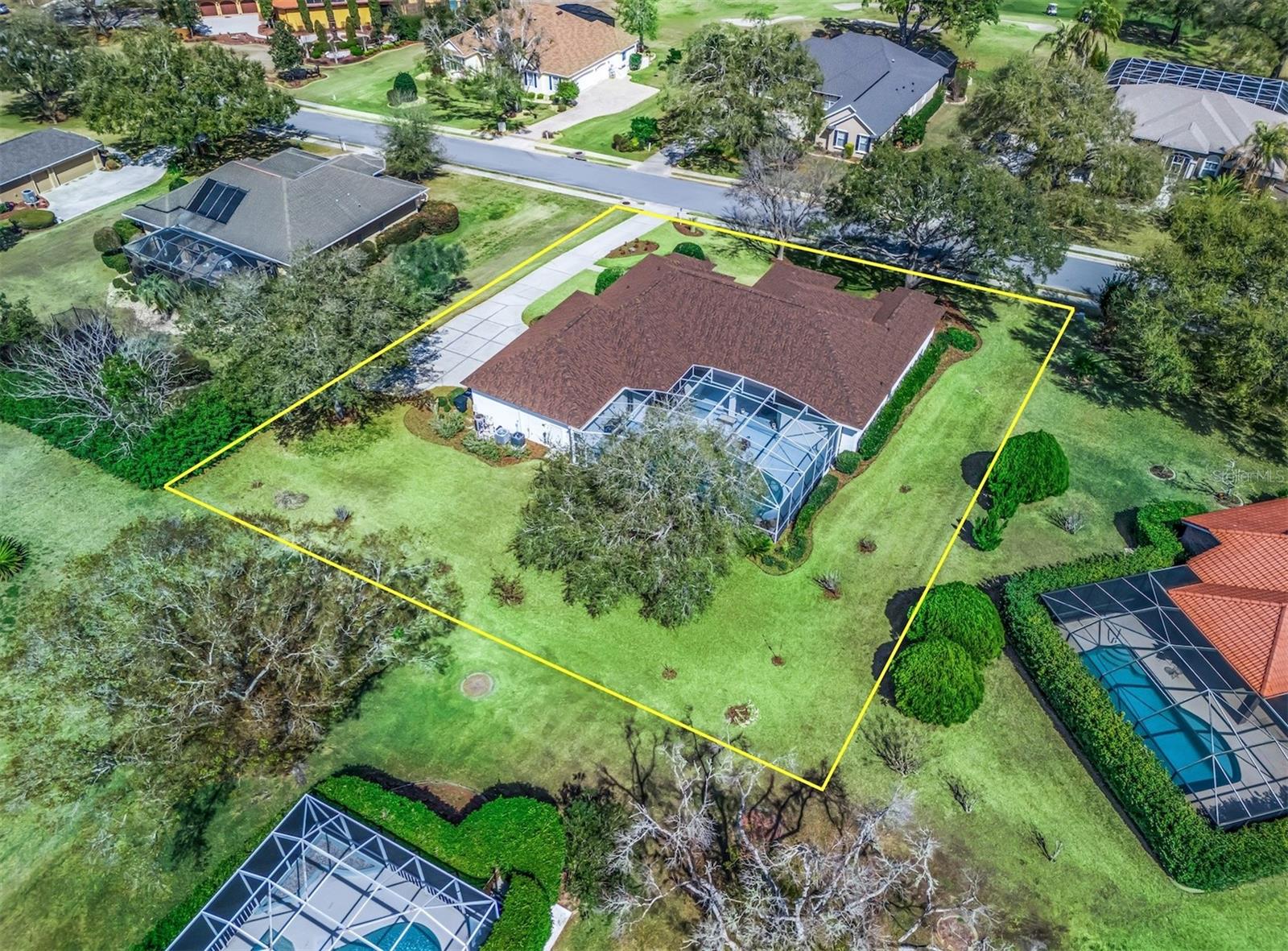 Image 10 of 38 For 39407 Treeline Drive