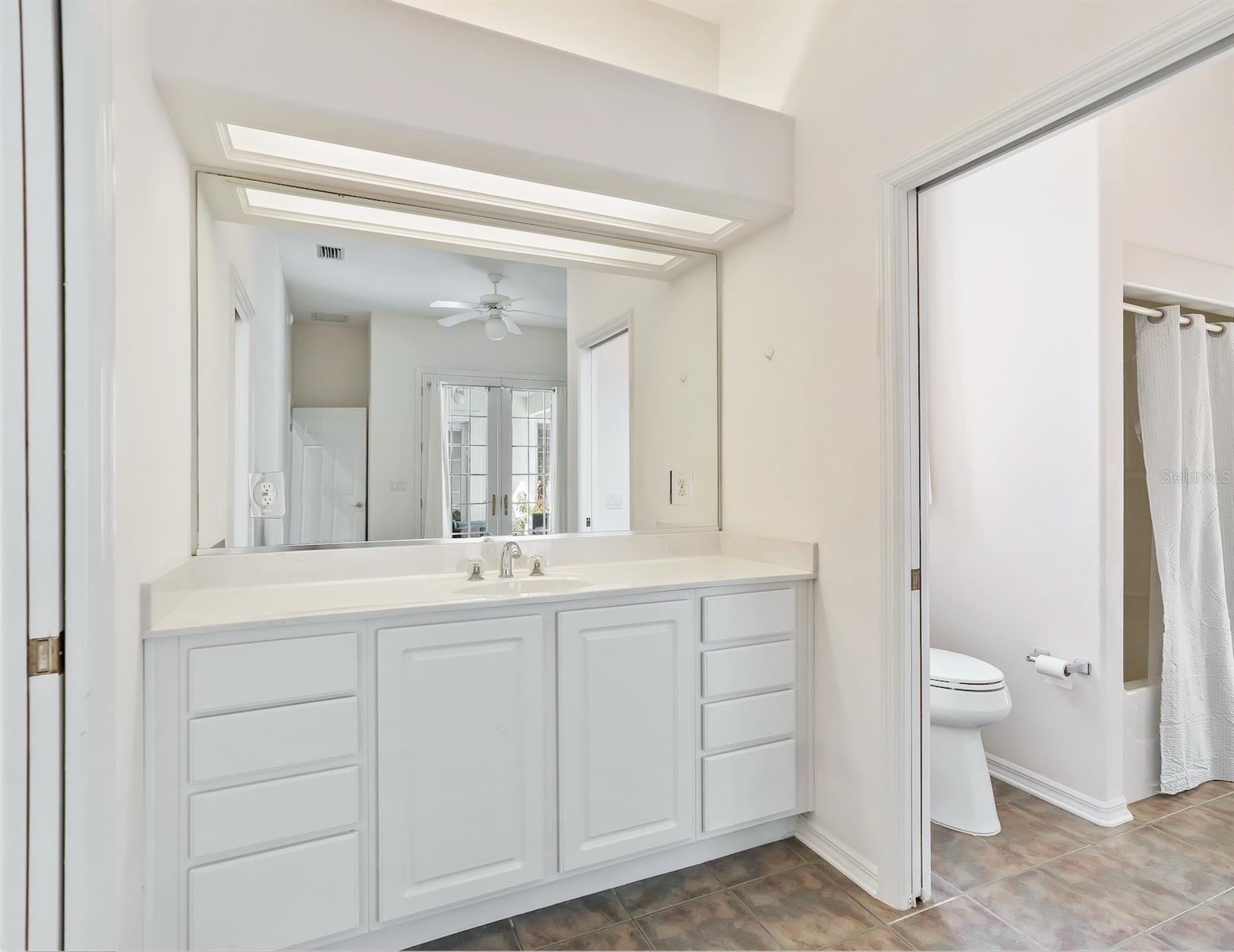 Image 13 of 38 For 39407 Treeline Drive