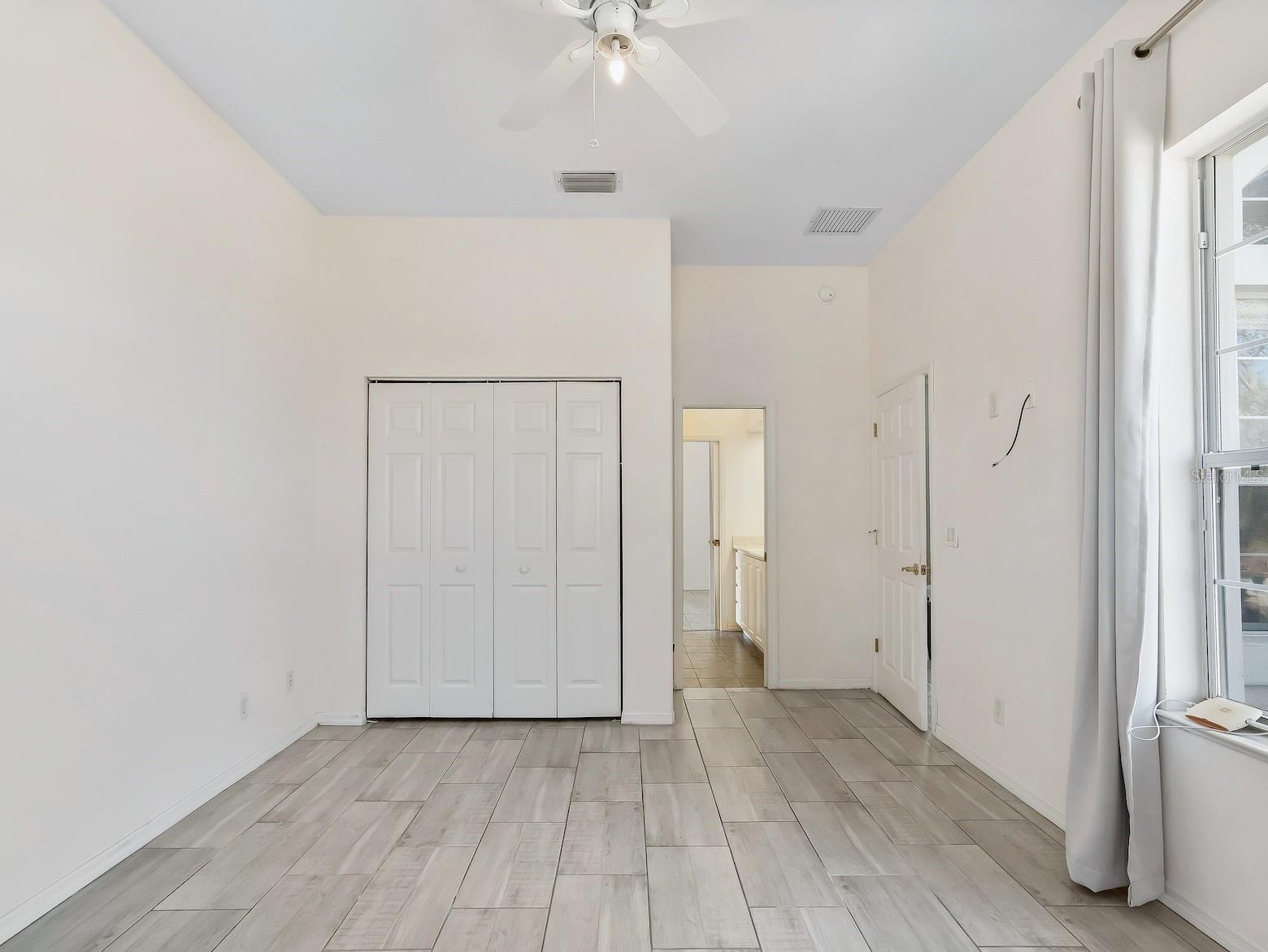 Image 19 of 38 For 39407 Treeline Drive