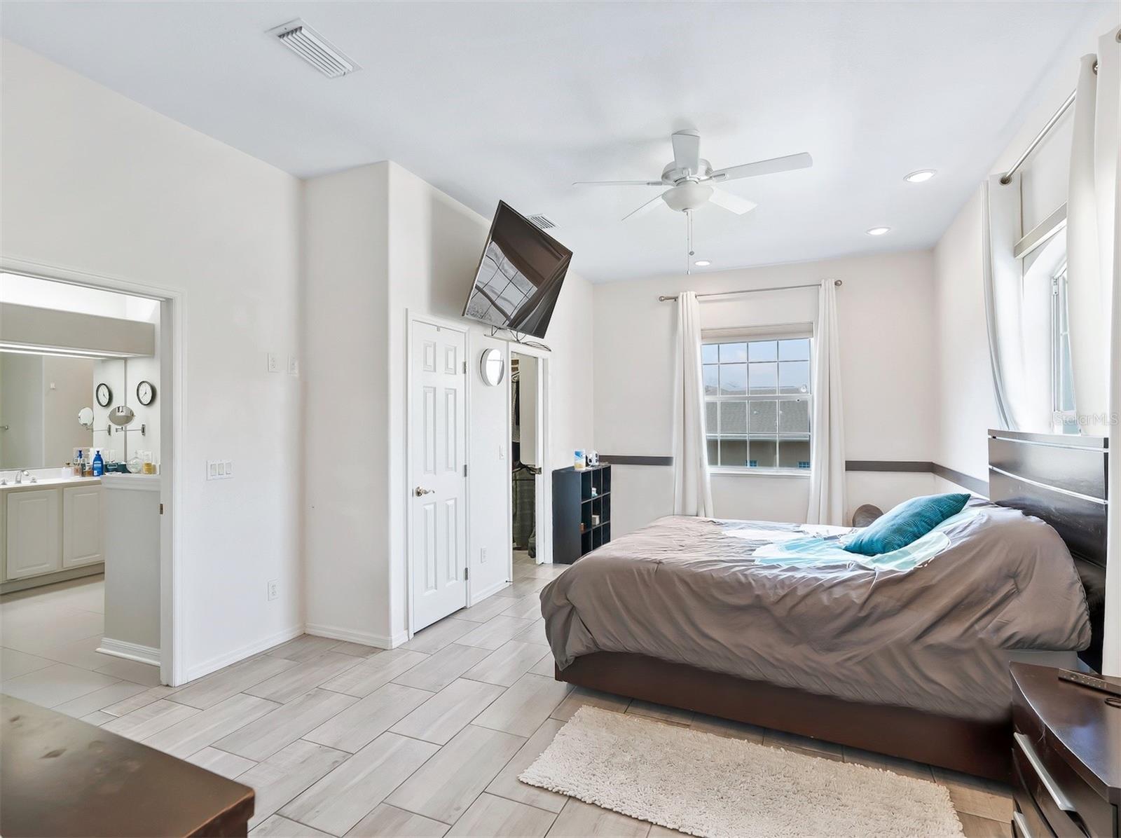 Image 38 of 38 For 39407 Treeline Drive