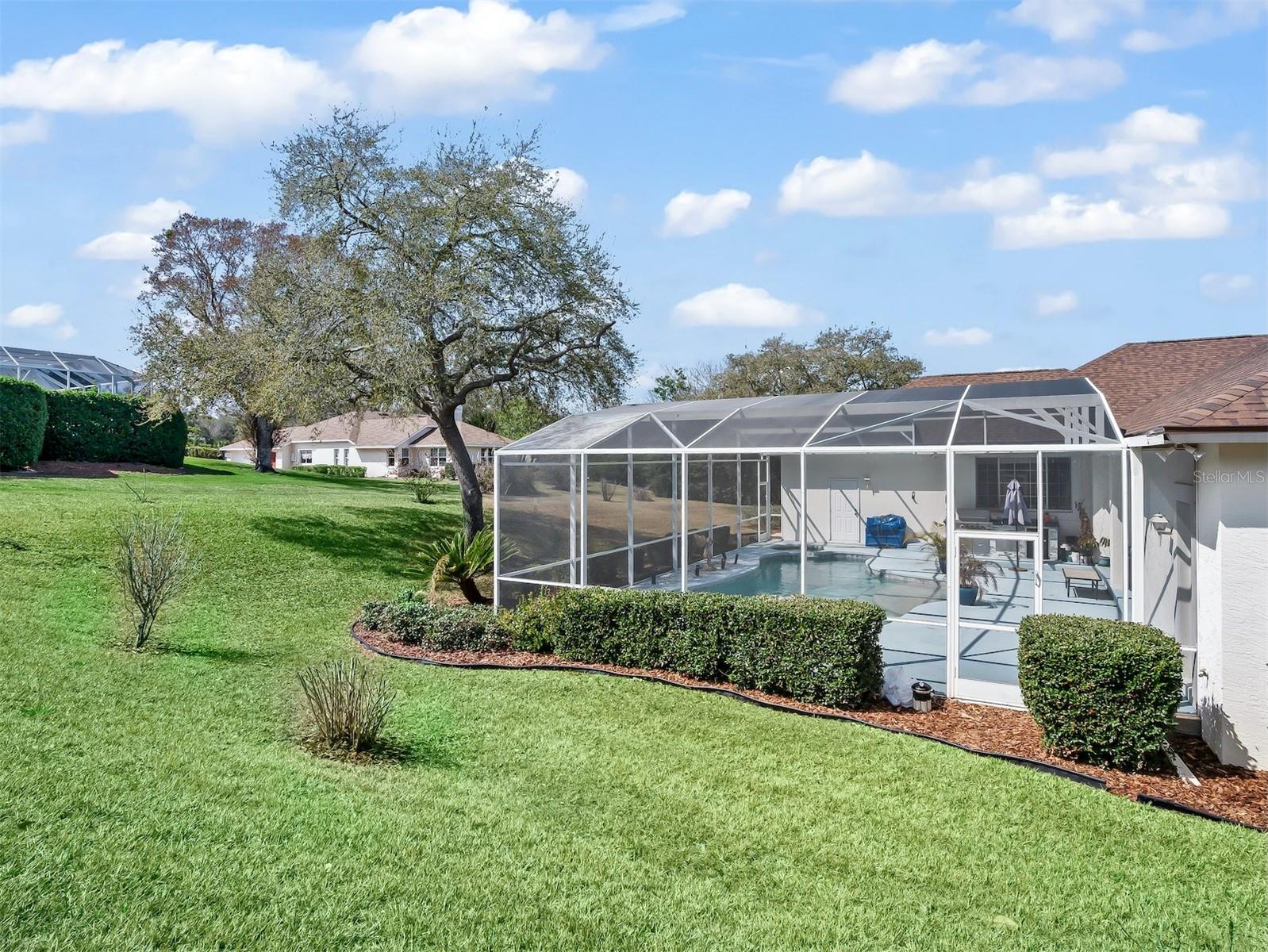 Image 5 of 38 For 39407 Treeline Drive