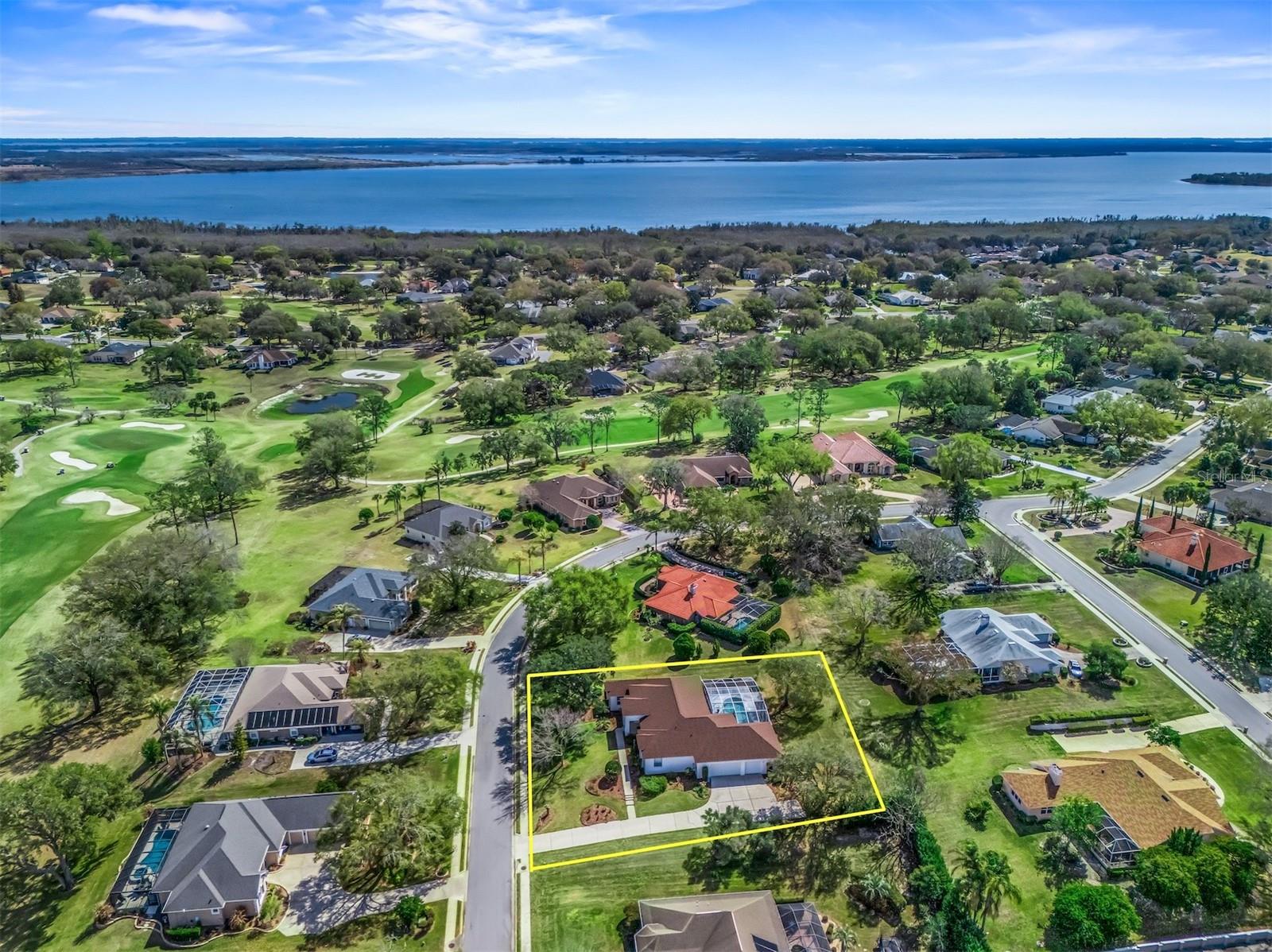 Image 6 of 38 For 39407 Treeline Drive