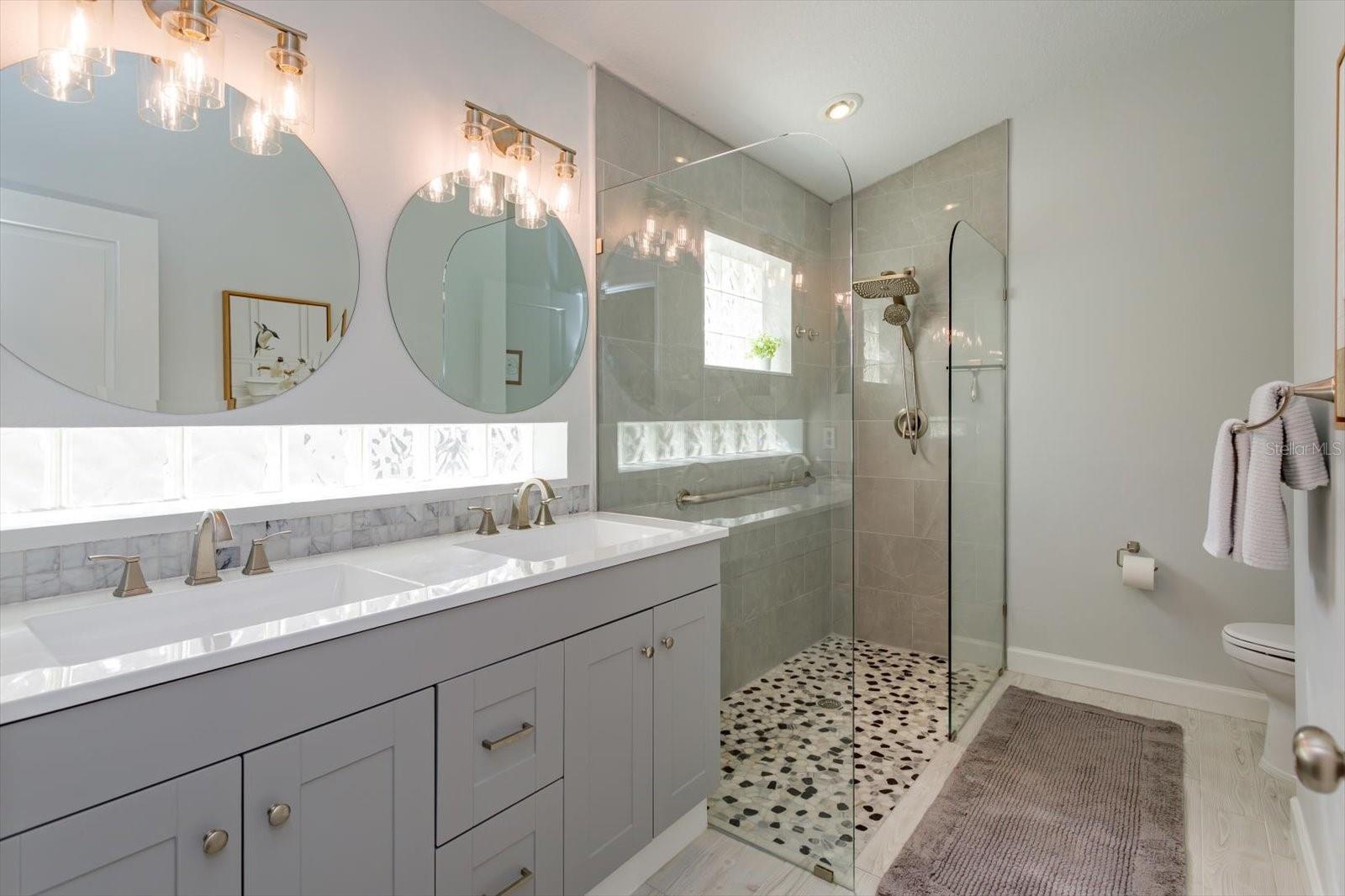 Image 19 of 38 For 2532 Ventura Circle