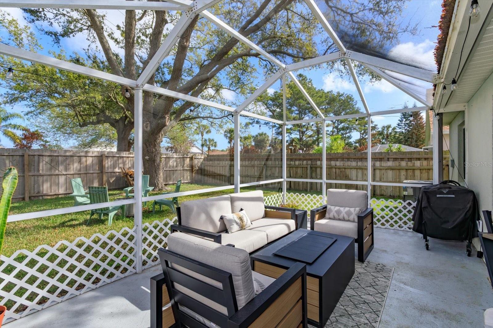 Image 30 of 38 For 2532 Ventura Circle