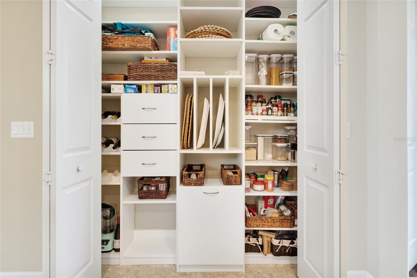 Image 10 of 36 For 8093 Bridgeport Bay Circle