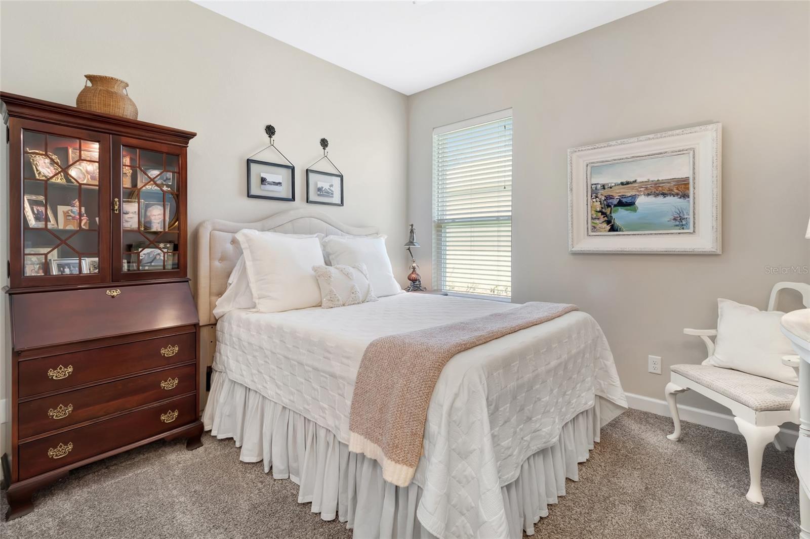 Image 18 of 36 For 8093 Bridgeport Bay Circle