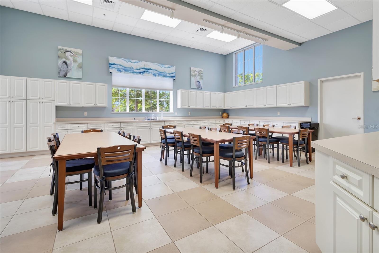 Image 28 of 36 For 8093 Bridgeport Bay Circle