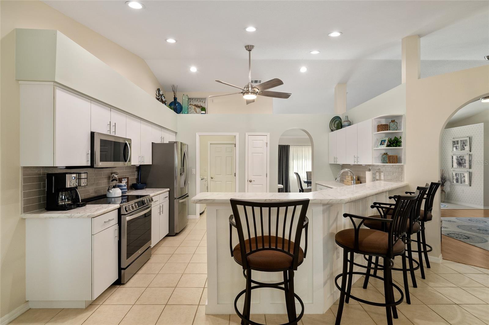 Image 19 of 75 For 9037 136th Loop