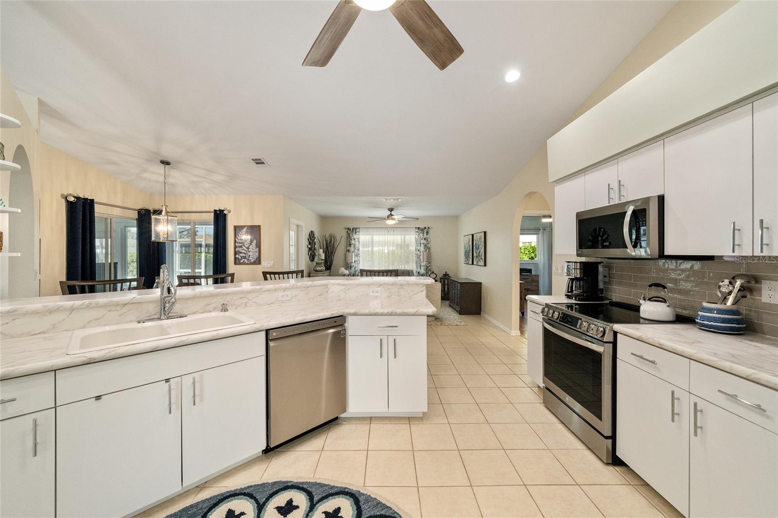 Image 22 of 75 For 9037 136th Loop