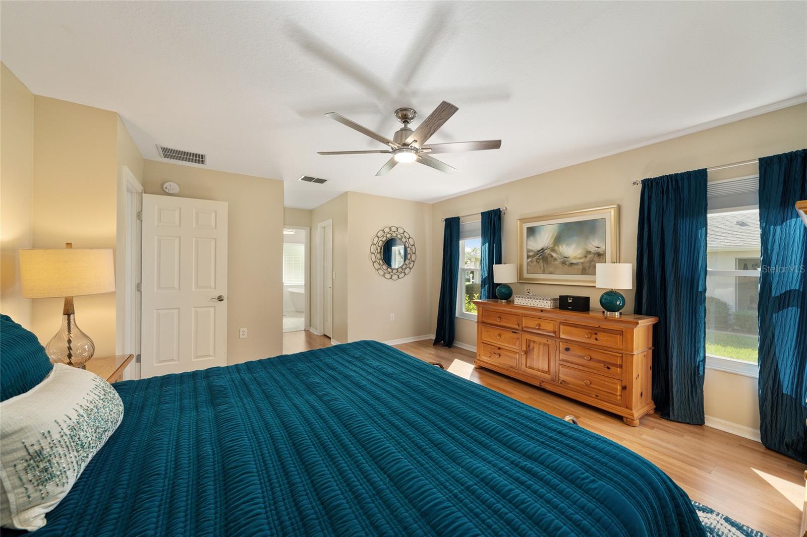 Image 25 of 75 For 9037 136th Loop