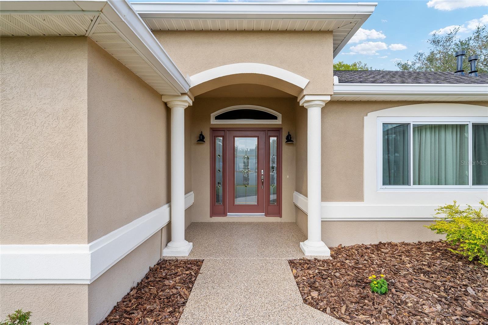 Image 4 of 75 For 9037 136th Loop