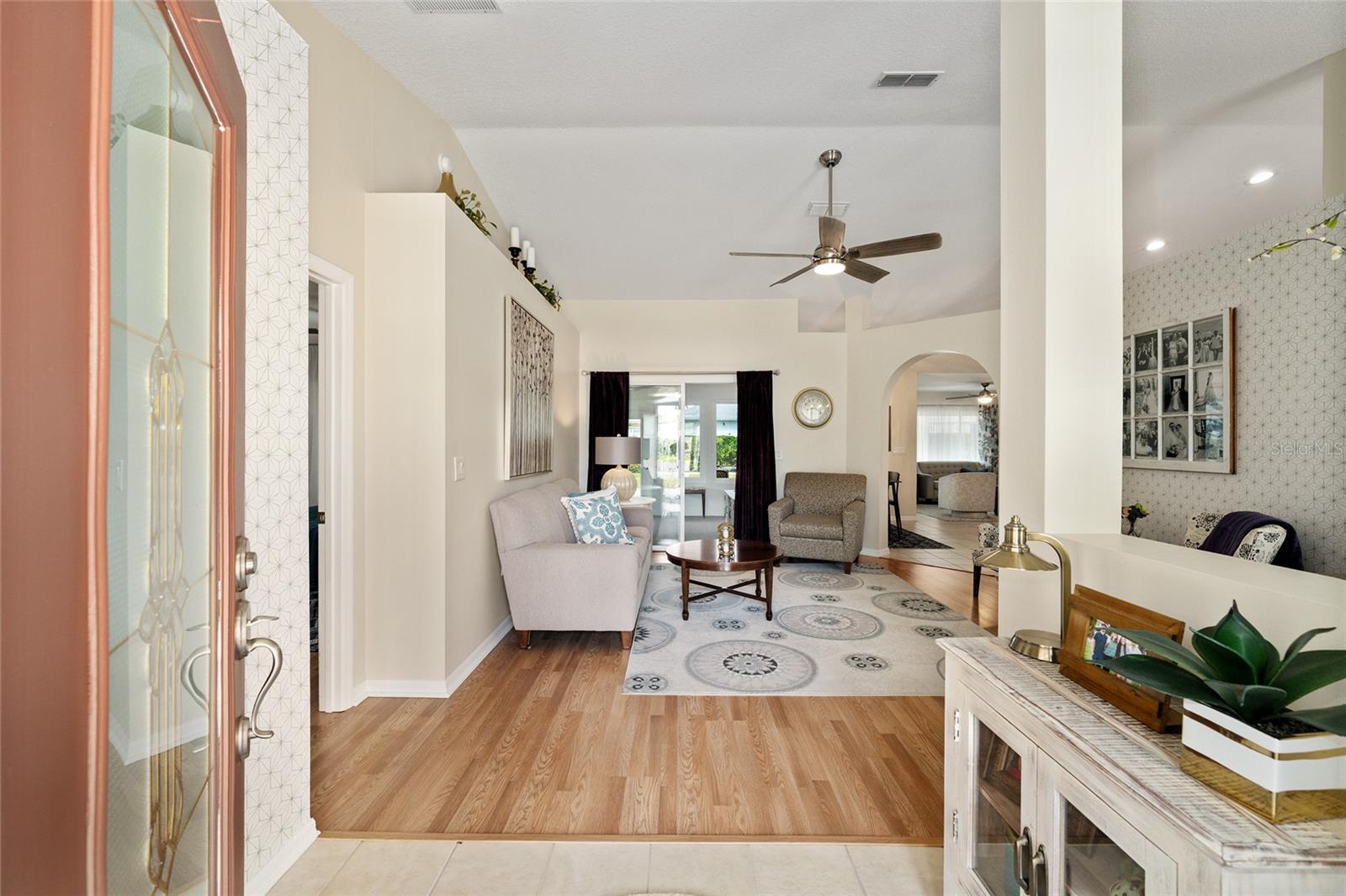 Image 6 of 75 For 9037 136th Loop