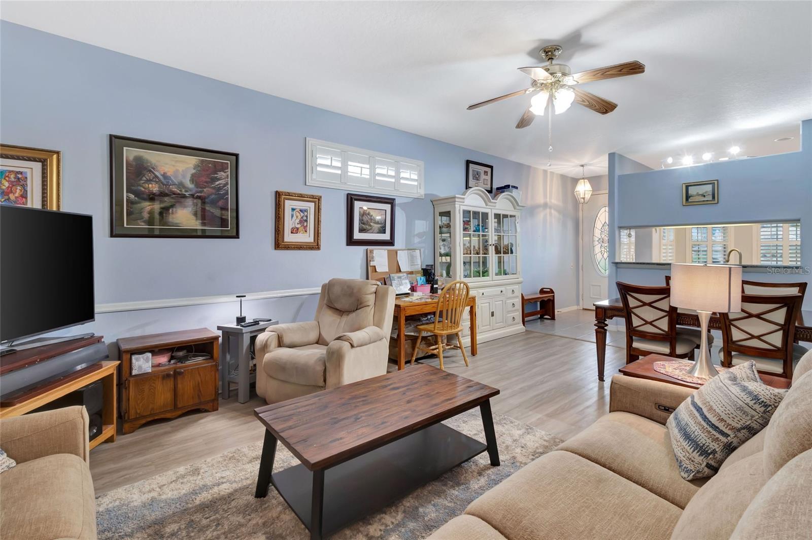 Image 10 of 40 For 26903 Honeymoon Avenue