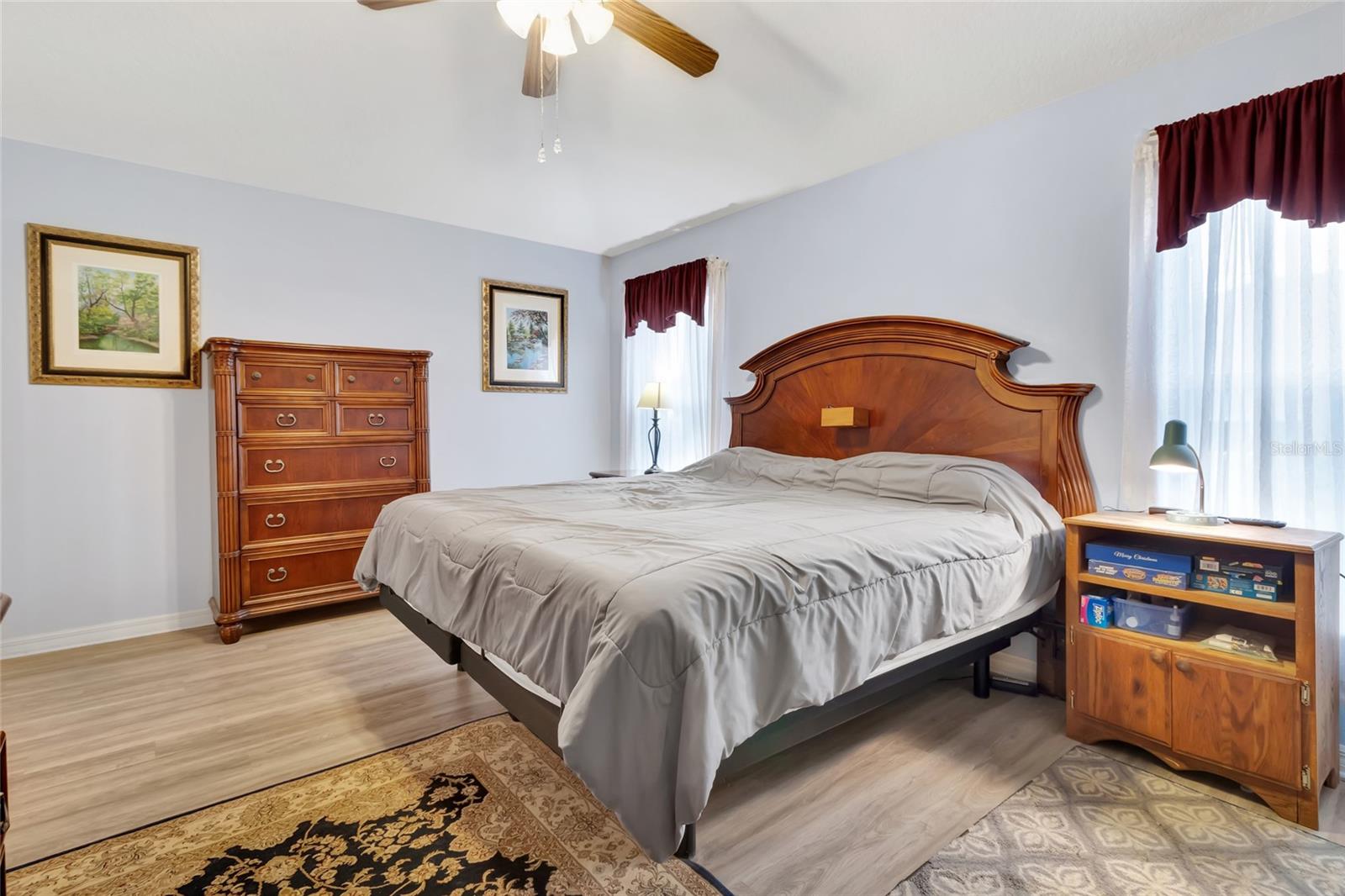 Image 11 of 40 For 26903 Honeymoon Avenue