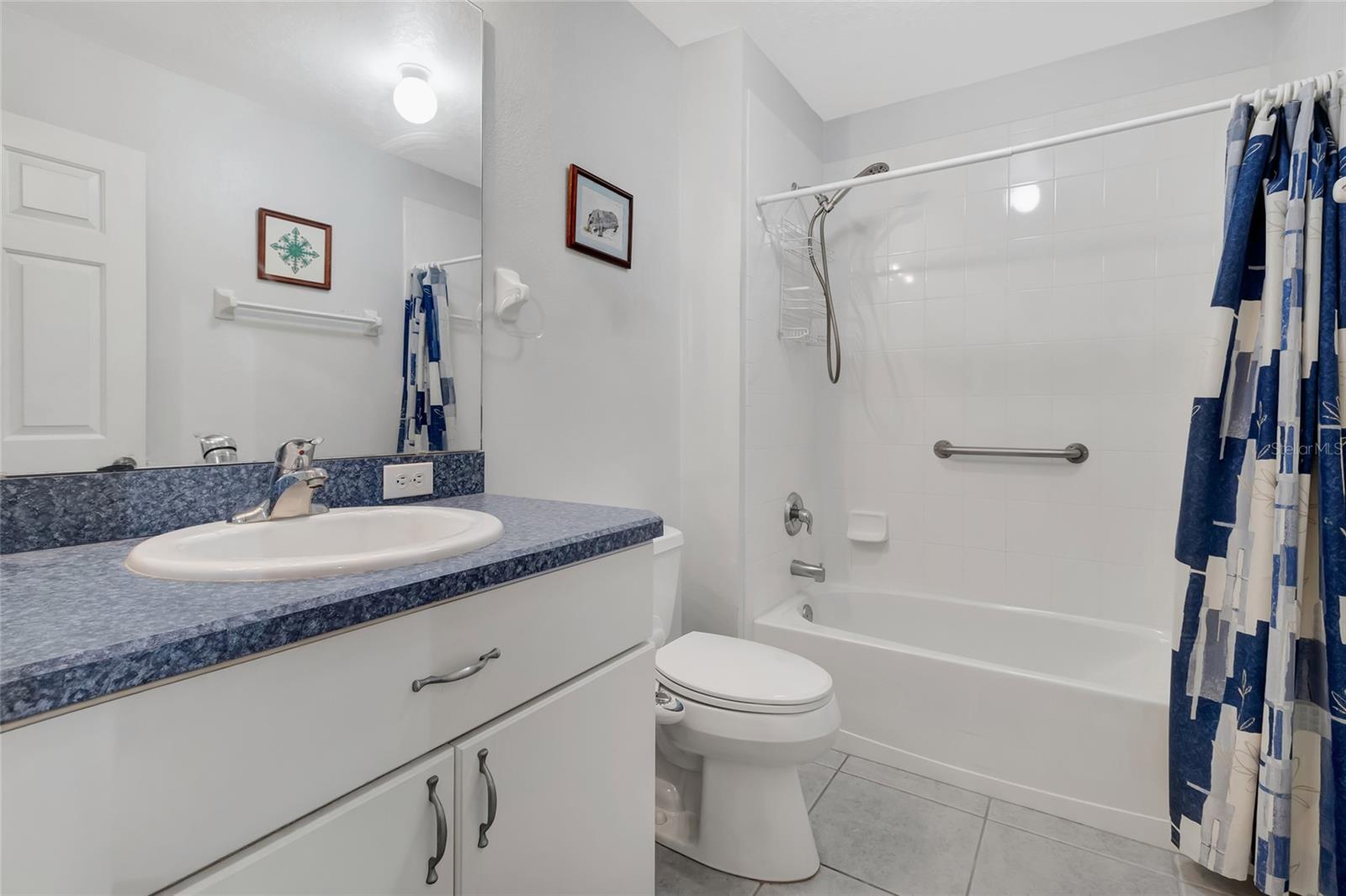 Image 18 of 40 For 26903 Honeymoon Avenue