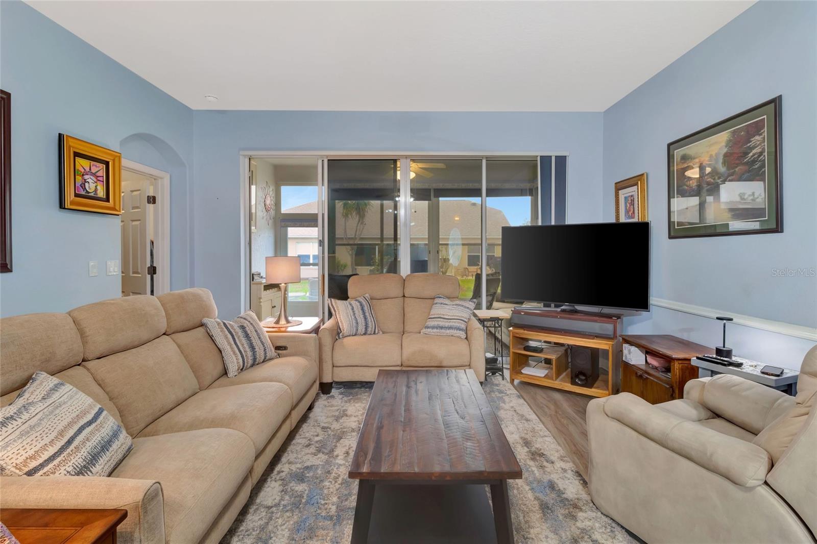 Image 8 of 40 For 26903 Honeymoon Avenue