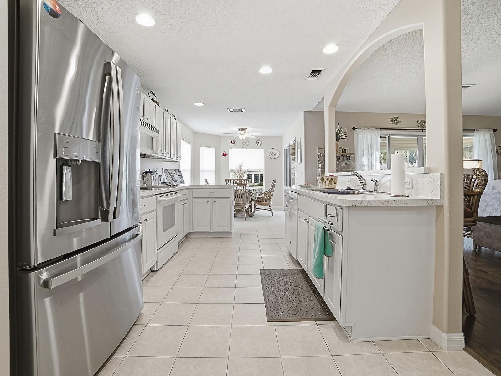 Image 11 of 37 For 347 Bentwood Drive