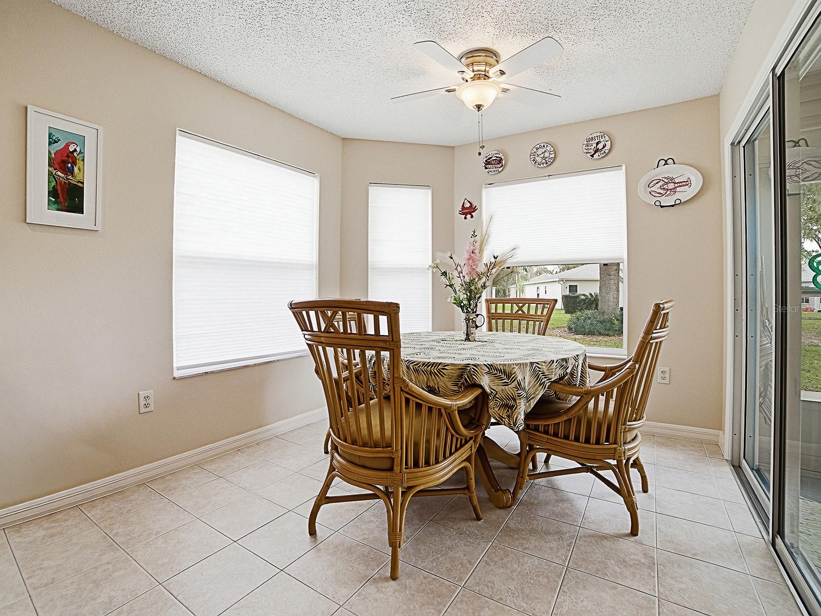 Image 15 of 37 For 347 Bentwood Drive