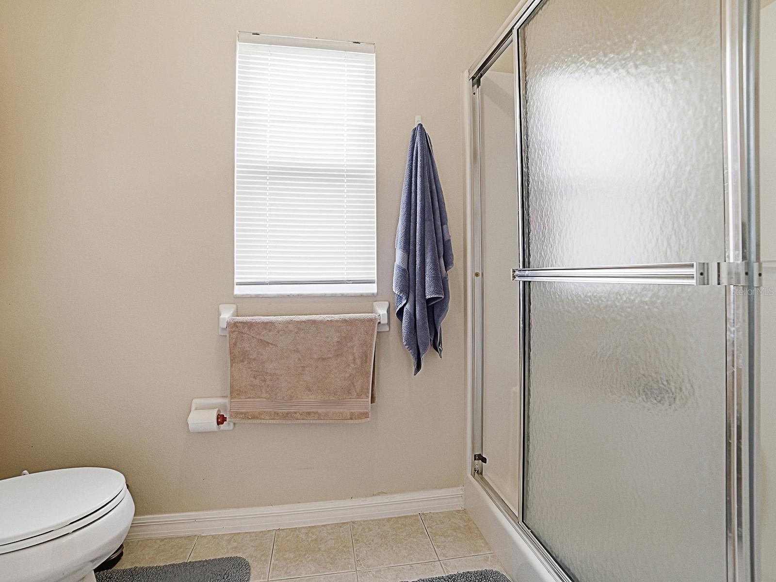 Image 22 of 37 For 347 Bentwood Drive