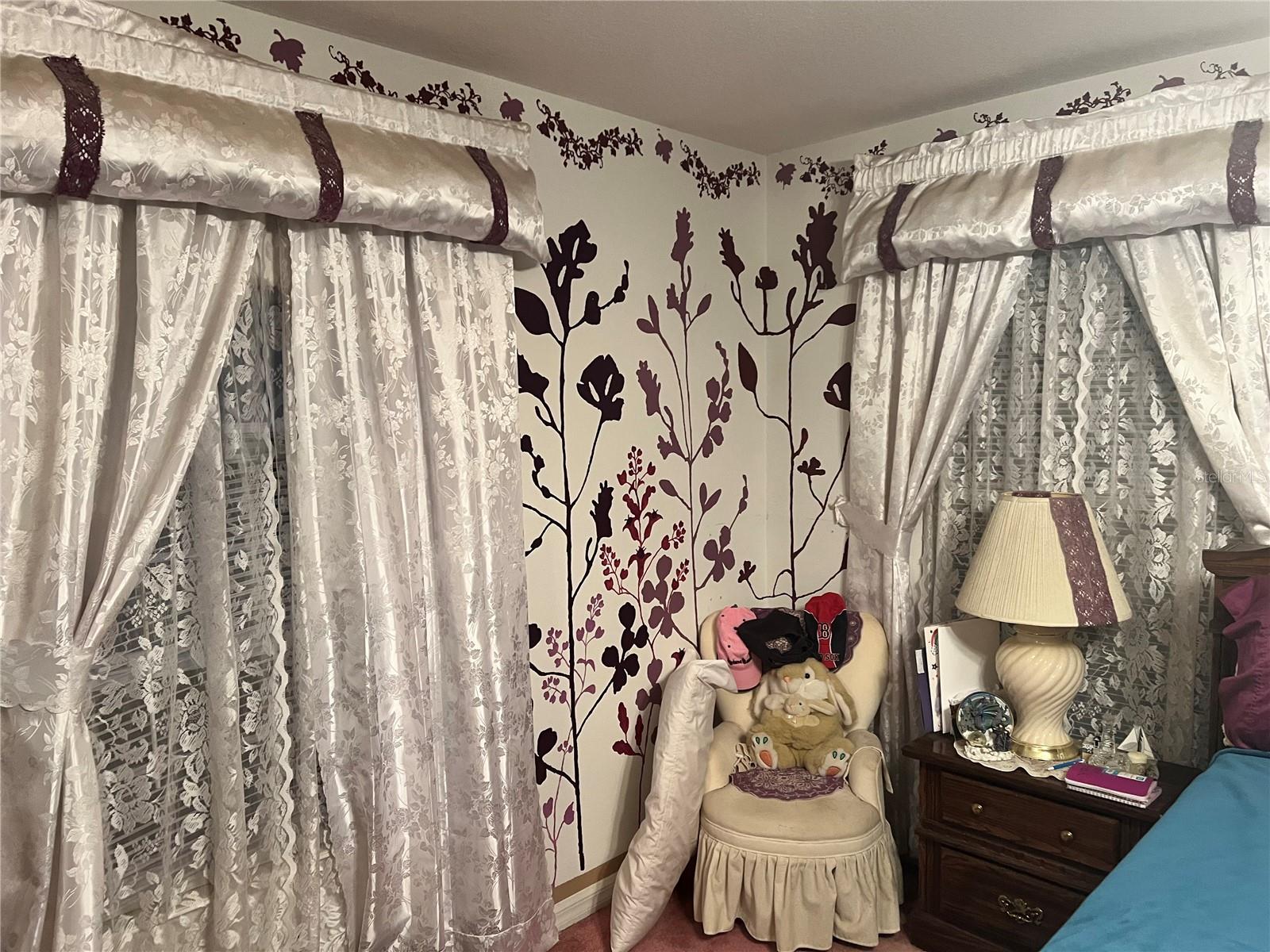 Image 19 of 45 For 1995 Newhaven Street