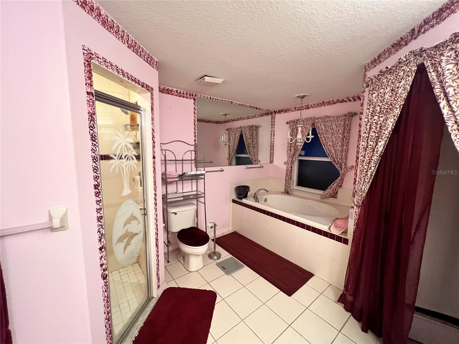 Image 22 of 45 For 1995 Newhaven Street