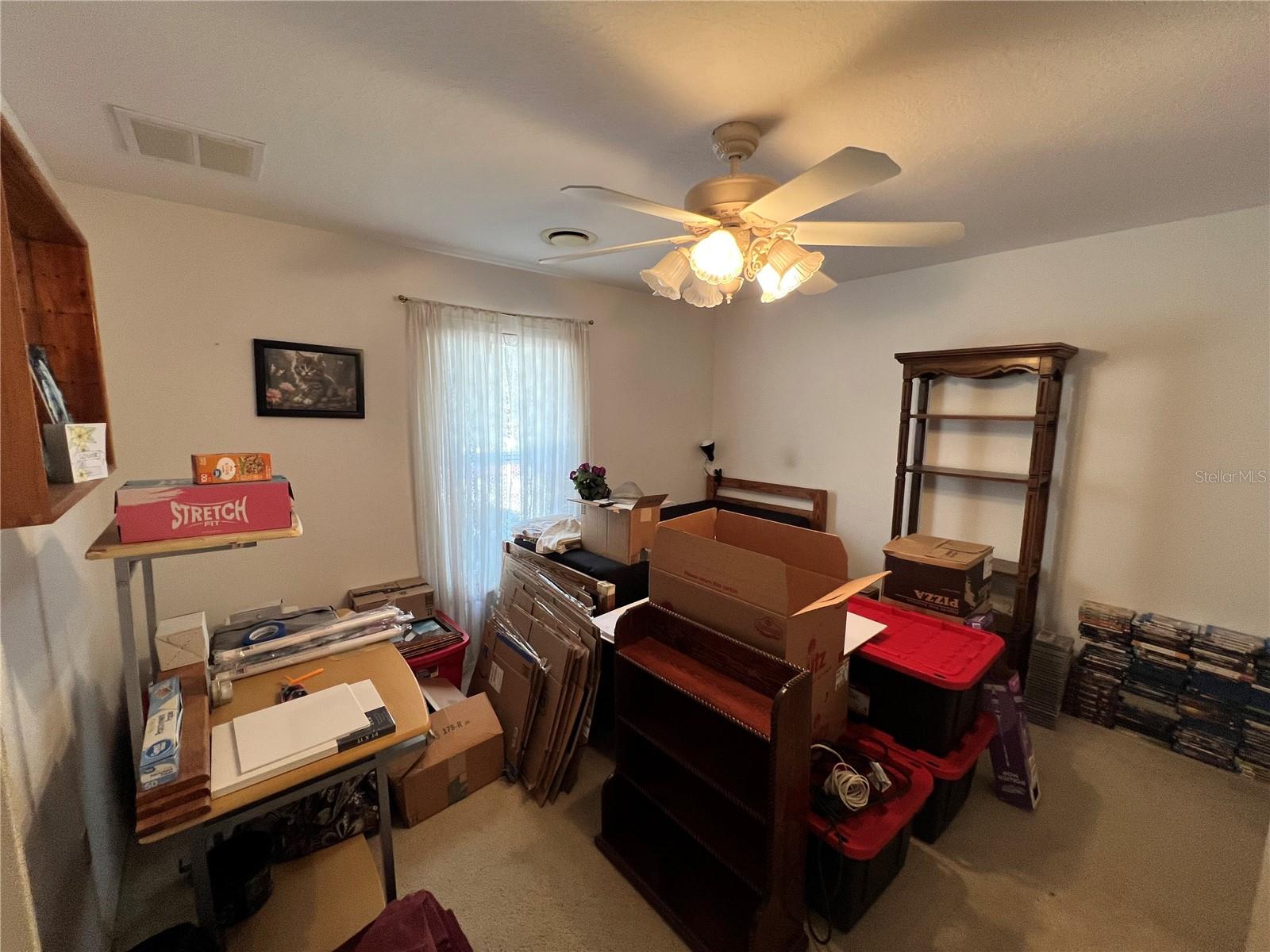 Image 24 of 45 For 1995 Newhaven Street